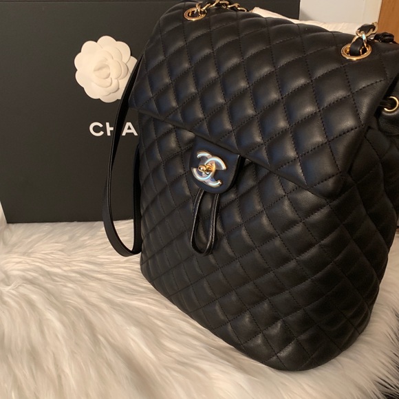 π€Sold π€ Backpack Black - Picture 3 of 8